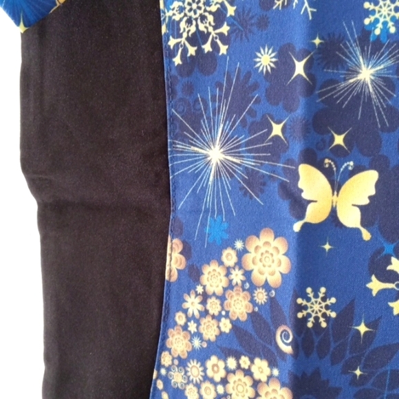 REVEL PREMIUM STRETCH SHORT SLEEVE V-NECK 2 POCKET MEDICAL SCRUB SIZE LARGE NWT - Picture 5 of 8